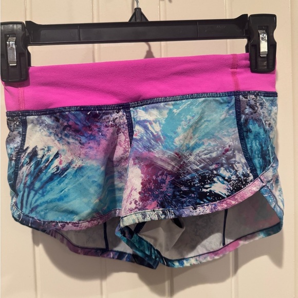 Ivivva by Lululemon Speedy Printed Pink purple Multicolor Lined Shorts Size 6 - Picture 1 of 4